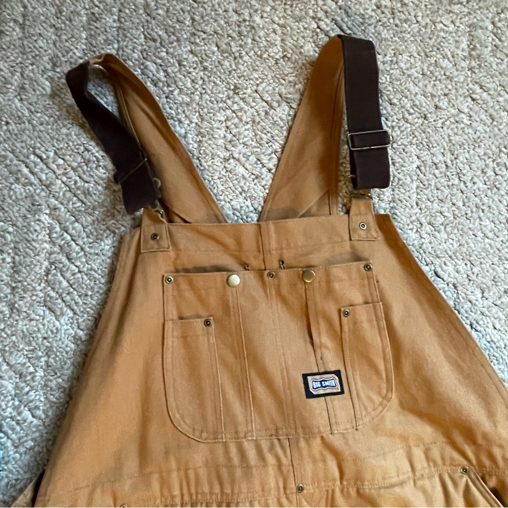 SMITH Tan Jacket with Durable Fabric and Adjustable Straps - Picture 2 of 13